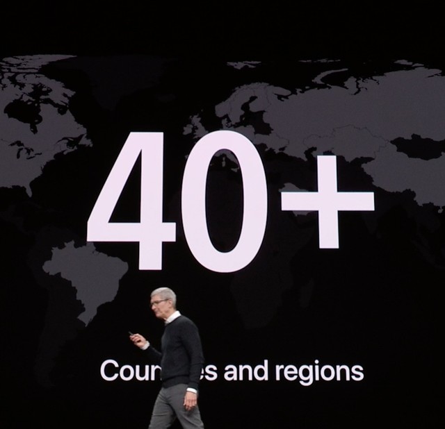 苹果新品发布会开场短片 ChMlWVyZDymIBlDyAAIkE_-D4sgAAJAqQAAAAAAAiQr177.jpg