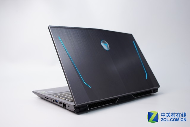 雷神dinox6武汉发烧游戏本现货可分期